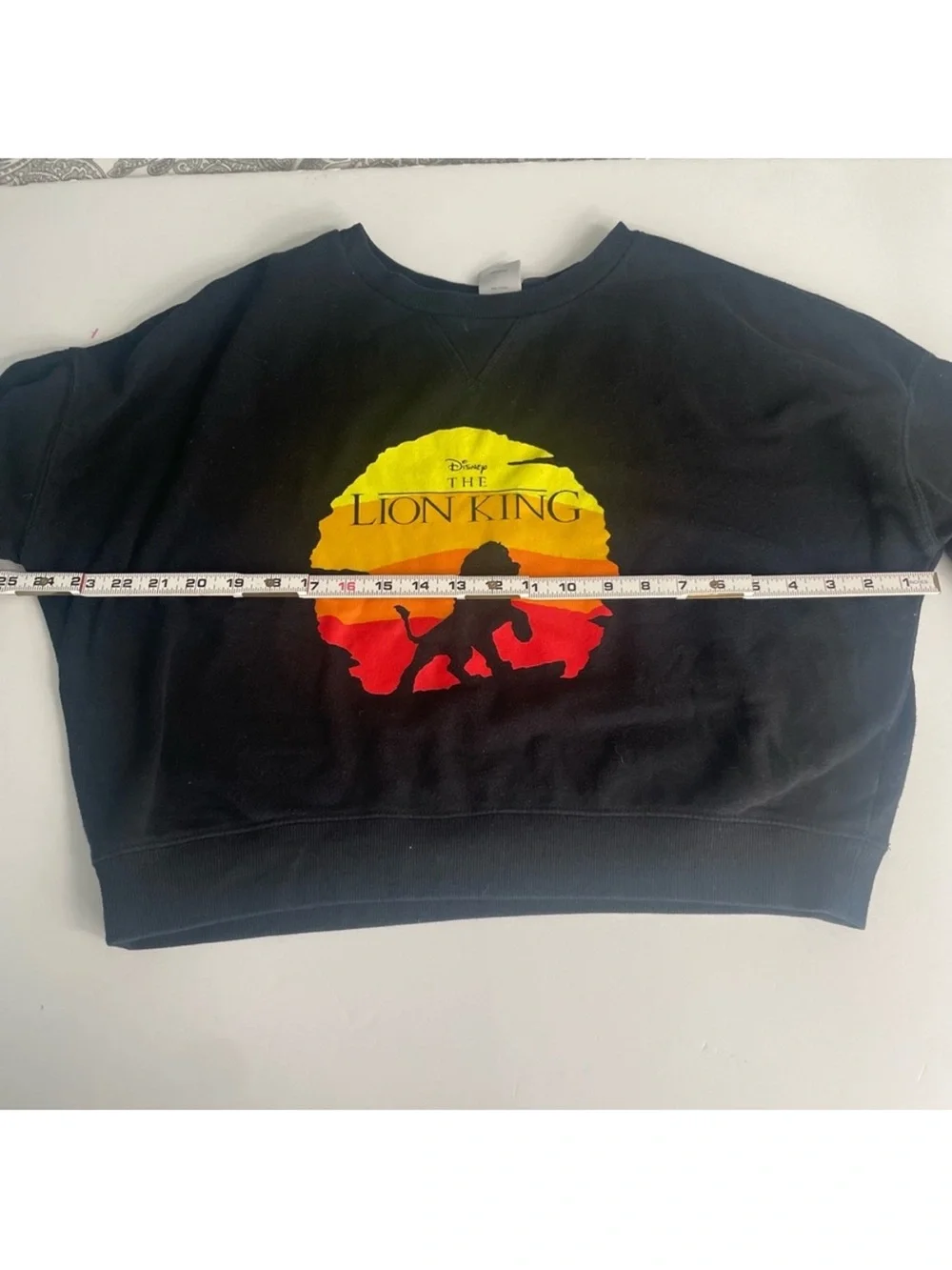 Disney The Lion King Graphic Logo Black Cropped Long Sleeve Sweatshirt Size L